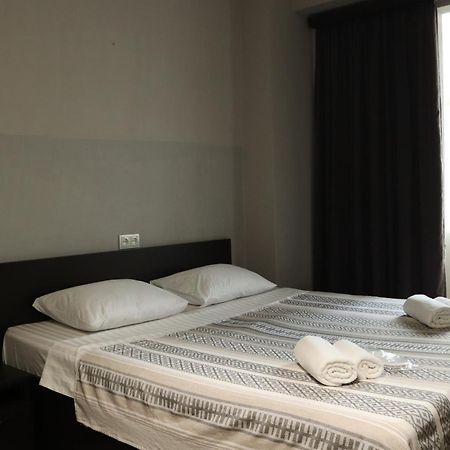 Erekle 8/10 Apartamento Tbilisi Exterior foto